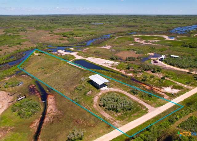 Property at 124 Riley Ln, Port O'connor, TX 77982