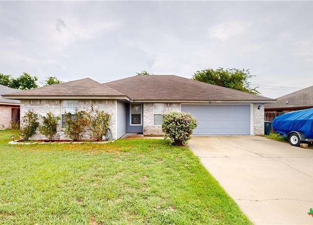 Property at 2407 Westwood Dr, Killeen, TX 76549, 3 beds, 2 baths