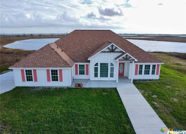 Property at 115 Sebastes Ln, Port Lavaca, TX 77979, 3 beds, 2 baths