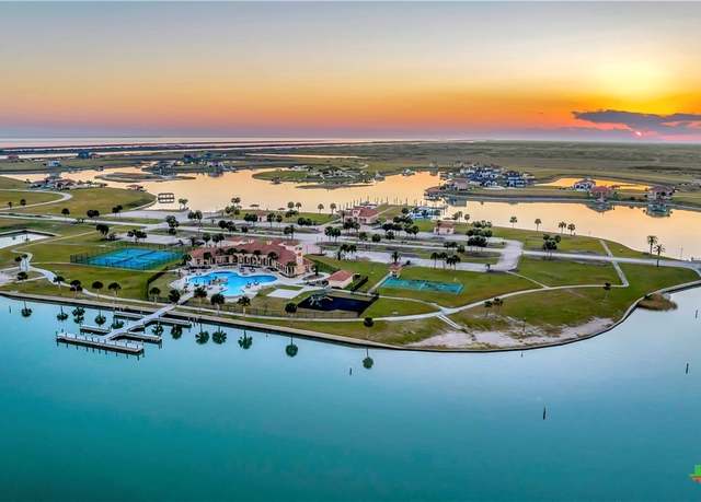 Property at Lot 30 E Lago Loop Rd, Port O'connor, TX 77982