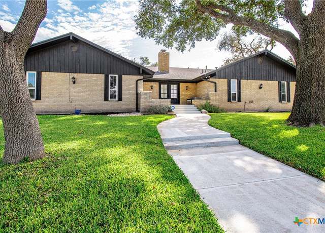 Property at 4101 Hickory Rd, Temple, TX 76502, 4 beds, 2.5 baths