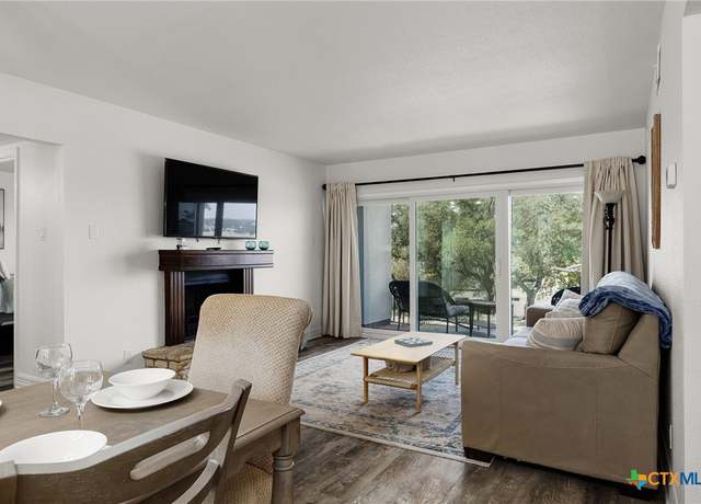 Property at 1025 Parkview Dr Unit E30, Canyon Lake, TX 78133, 3 beds, 2 baths