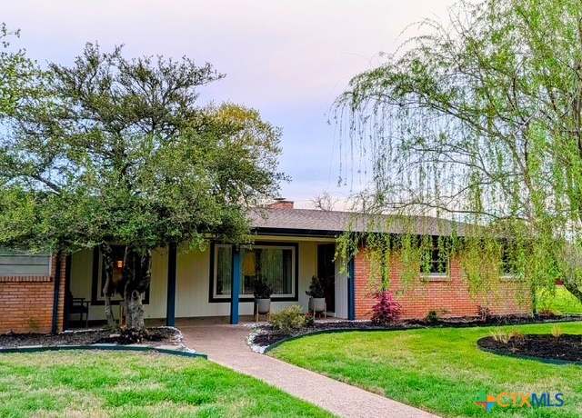 Property at 410 Downing St, Belton, TX 76513, 3 beds, 2.5 baths