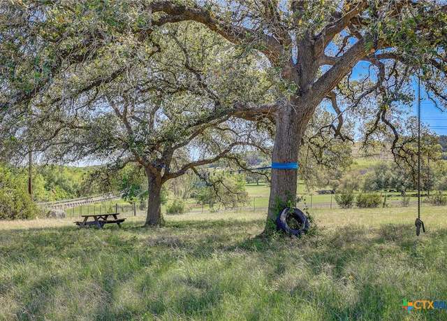 Property at 1214 Windy Hl, Salado, TX 76571
