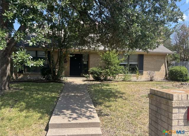 Property at 4401 Stagecoach Trl, Temple, TX 76502, 3 beds, 2 baths