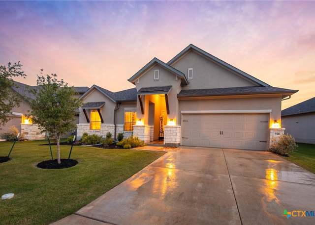Property at 920 Carriage Loop, New Braunfels, TX 78132, 3 beds, 2.5 baths