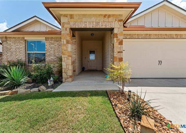 Property at 8903 Sky Crest Dr, Temple, TX 76502, 3 beds, 2 baths