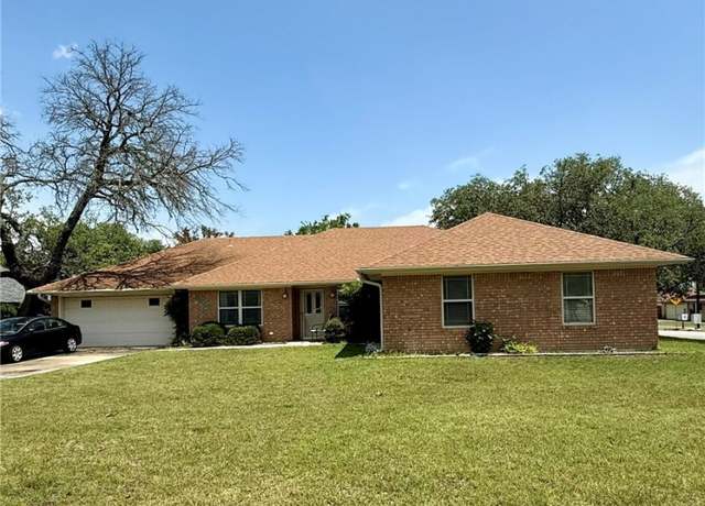 Property at 3002 Lois Cir, Copperas Cove, TX 76522, 4 beds, 2 baths