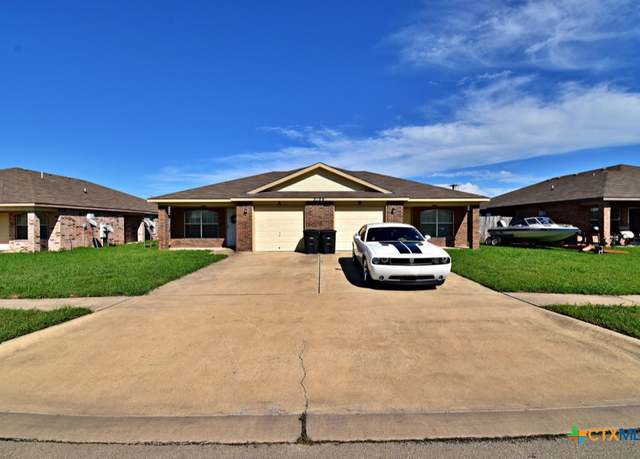 Property at 5104 Lauren Lea Dr, Killeen, TX 76549, 6 beds, 4 baths