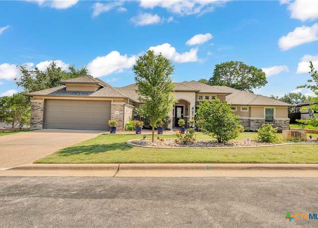 Property at 1018 Bald Eagle Dr, Nolanville, TX 76559, 4 beds, 3.5 baths