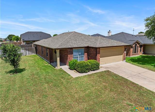 Property at 329 Big Timber Dr, Temple, TX 76502, 3 beds, 2 baths