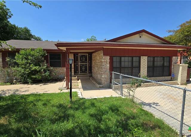 Property at 1308 Carrollton Ave, Killeen, TX 76541, 3 beds, 2 baths