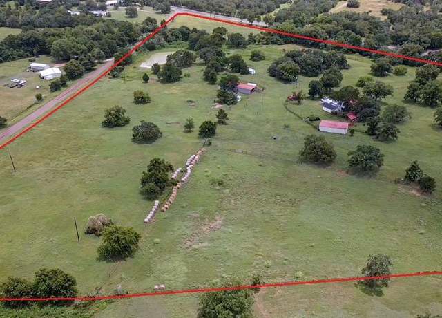Property at 4003 State Highway 159, La Grange, TX 78945, 3 beds, 1.5 baths
