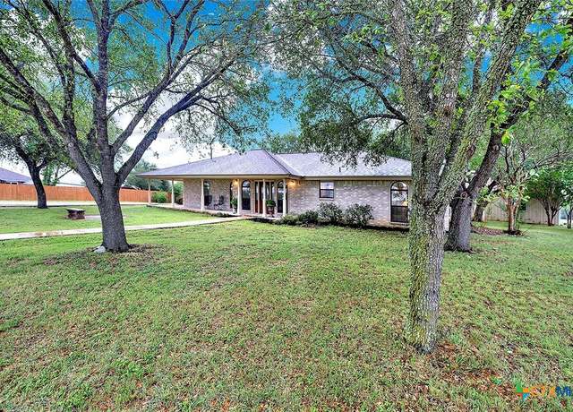 Property at 605 & 630 N Graytown Rd, St Hedwig, TX 78152, 3 beds, 2 baths