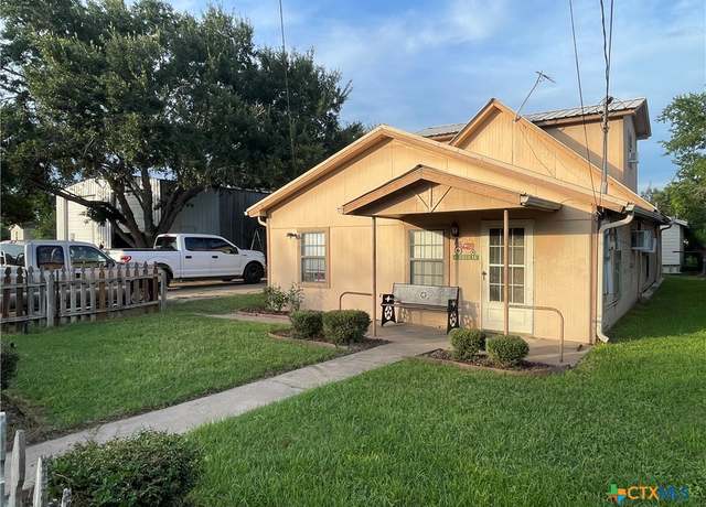 Property at 505 Pearl St, Cuero, TX 77954, 3 beds, 2 baths
