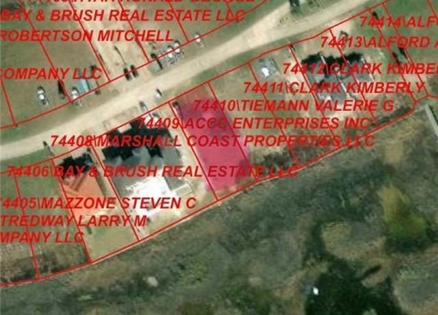 Property at 108 W Tuscany Way, Port O'connor, TX 77982