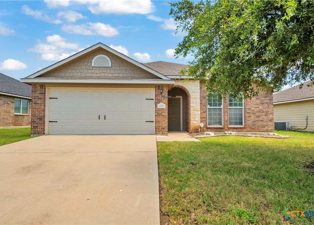 Property at 7810 Woodbury Dr, Temple, TX 76502, 3 beds, 2 baths