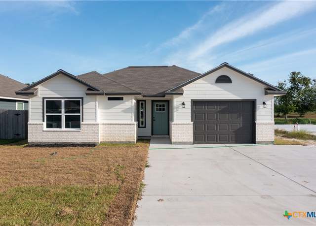 Property at 3503 Hanselman Rd, Victoria, TX 77901, 3 beds, 2 baths