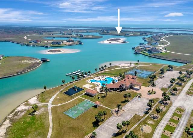 Property at 174 Bueno Vista Ct, Port O'connor, TX 77982