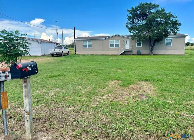 Property at 401 Dahlman St, Cuero, TX 77954, 4 beds, 2 baths