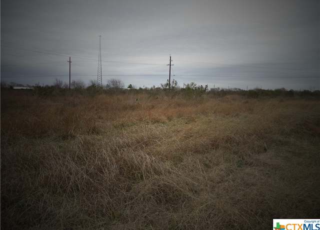 Property at 610-612 W Paris Ave, Seadrift, TX 77983
