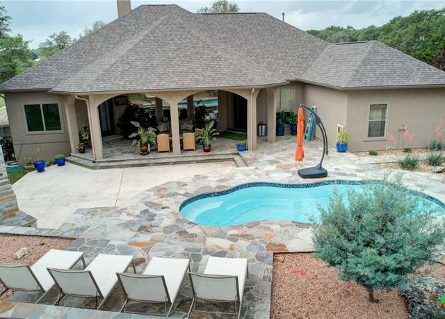 Property at 217 Foxwood, New Braunfels, TX 78132, 3 beds, 2.5 baths