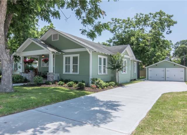 Property at 410 N Avenue D, Shiner, TX 77984, 2 beds, 2 baths