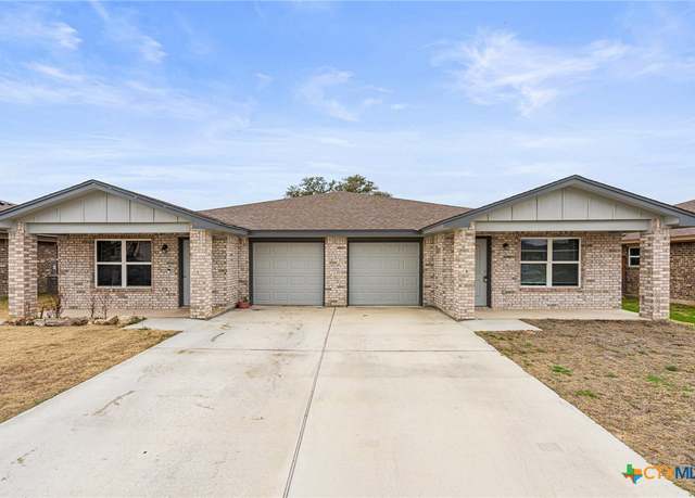Property at 1806 Castroville Trl, Copperas Cove, TX 76522, 6 beds, 4 baths