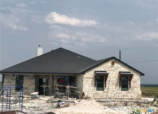 Property at 18045 Round Hall Rd, Holland, TX 76534, 4 beds, 2.5 baths