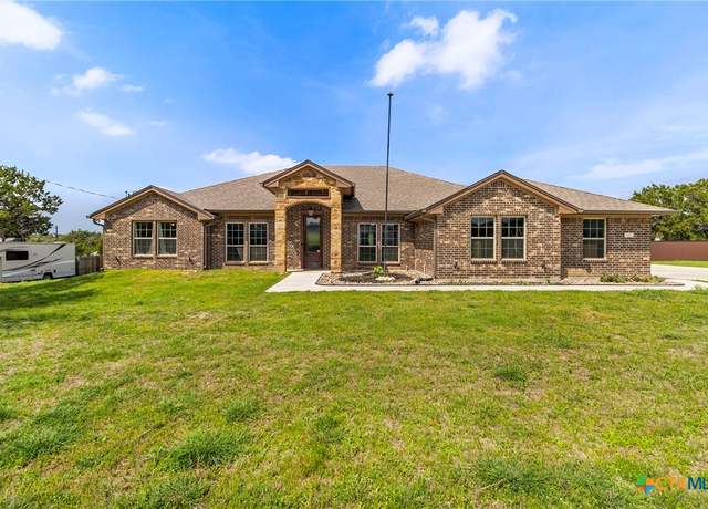 Property at 112 Savage Cir, Copperas Cove, TX 76522, 4 beds, 3 baths