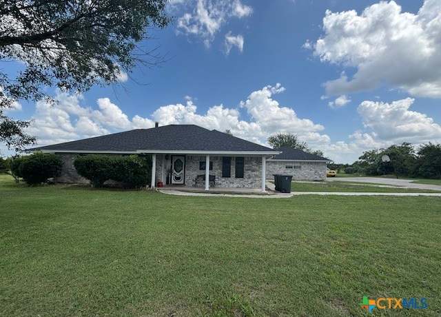 Property at 929 Llewellyn Ln, Killeen, TX 76542, 3 beds, 3.5 baths