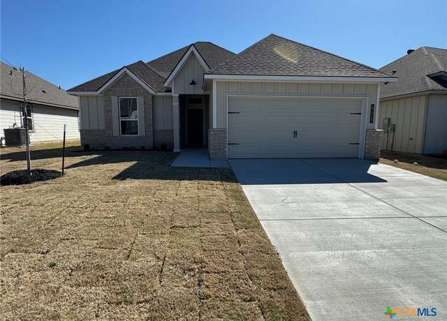 Property at 925 James Parker Cir, Killeen, TX 76542, 4 beds, 2 baths