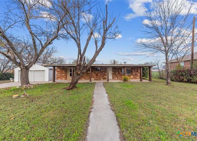 Property at 209 W Arlo Rd, Harker Heights, TX 76548, 3 beds, 2 baths