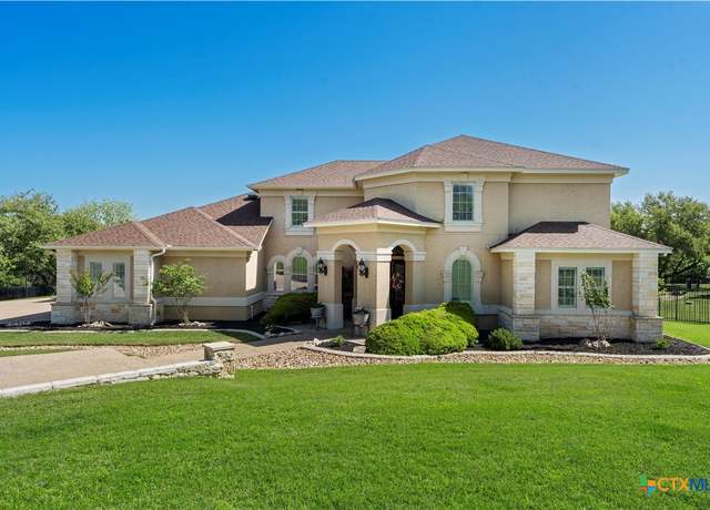 Property at 9864 Sendera Dr, Belton, TX 76513, 4 beds, 3.5 baths