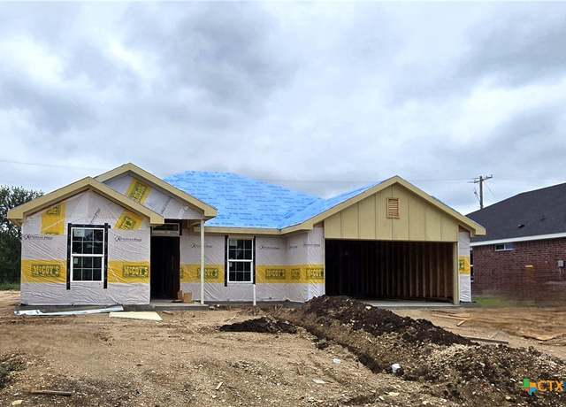 Property at 1421 Fossil Trl, Belton, TX 76513, 4 beds, 2 baths