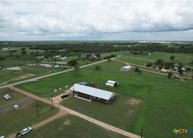 Property at 33 Private Road 4001, Yoakum, TX 77995, 4 beds, 2.5 baths