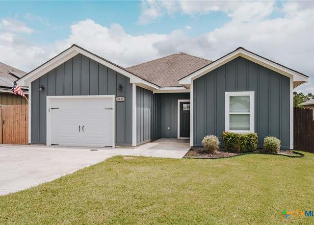 Property at 3611 Hanselman Rd, Victoria, TX 77901, 3 beds, 2 baths
