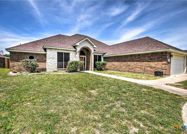 Property at 4813 Sapphire Dr, Killeen, TX 76542, 4 beds, 2.5 baths