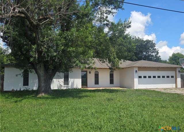Property at 902 Church Ave, Troy, TX 76579, 3 beds, 2 baths