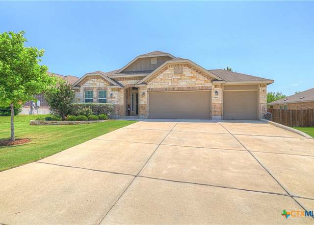 Property at 6010 Ballast Trl, New Braunfels, TX 78132, 4 beds, 3 baths