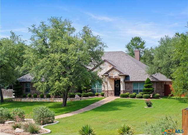 Property at 100 Eagle Landing Dr, Belton, TX 76513, 4 beds, 2.5 baths
