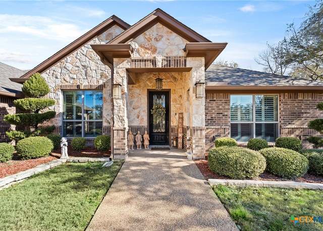 Property at 100 Eagle Landing Dr, Belton, TX 76513, 4 beds, 2.5 baths