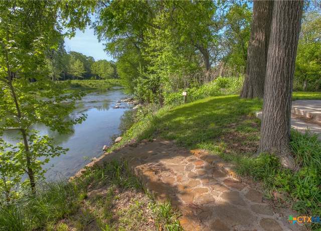 Property at 0 Ervendberg Ave, New Braunfels, TX 78130