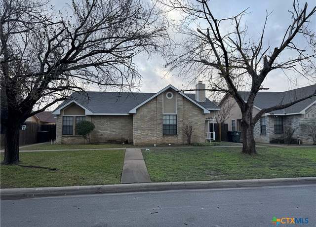 Property at 5118 Colonel Travis St, Temple, TX 76502, 3 beds, 2 baths