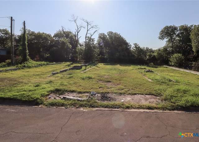 Property at 606 Wisconsin St, Killeen, TX 76541