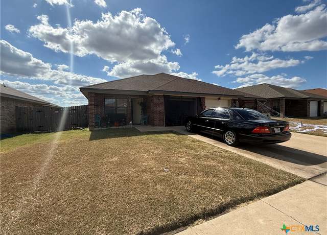 Property at 4904 John David Dr, Killeen, TX 76549, 6 beds, 4 baths