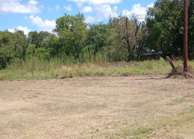 Property at 806 and 810 W 7th, Cameron, TX 76520
