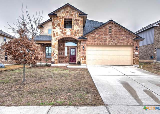 Property at 5004 Farrell Ln, Killeen, TX 76549, 5 beds, 2.5 baths