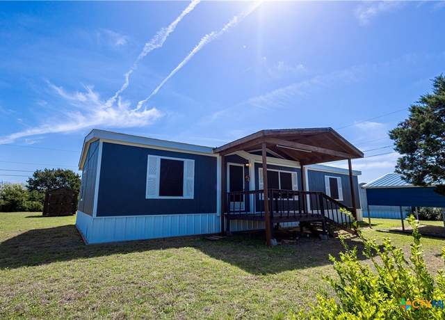 Property at 11213 Ridgewood Dr, Salado, TX 76571, 3 beds, 2 baths