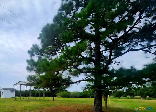 Property at 149 Pebble Dr, Victoria, TX 77905